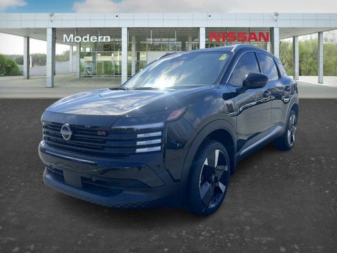 New 2026 Nissan Kicks SR image 11