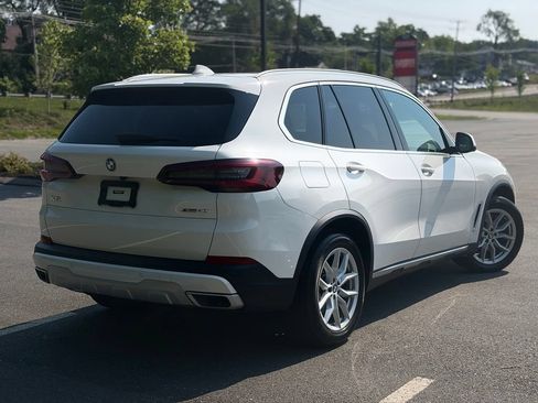 Used 2022 BMW X5 xDrive40i AWD/4WD image 6