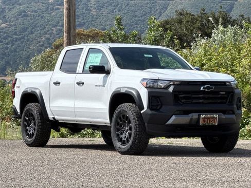 New 2026 Chevrolet Colorado Trail Boss AWD/4WD image 2