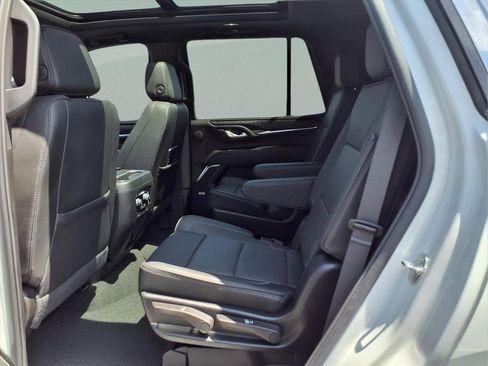 Certified 2024 GMC Yukon Denali AWD/4WD image 17