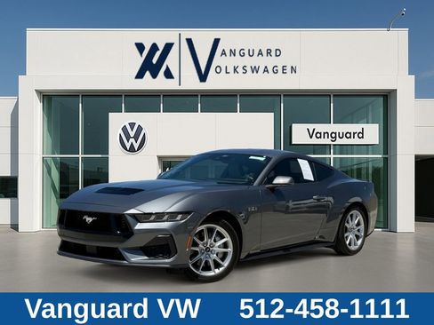 Used 2025 Ford Mustang GT Premium RWD image 1