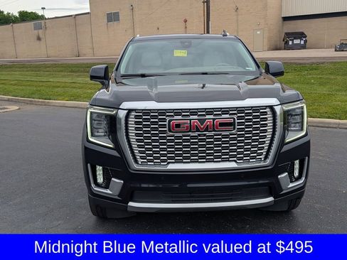 Used 2021 GMC Yukon XL Denali w/ Denali Ultimate Package AWD/4WD image 2