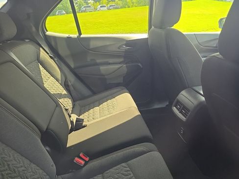 Used 2024 Chevrolet Equinox LT AWD/4WD image 7