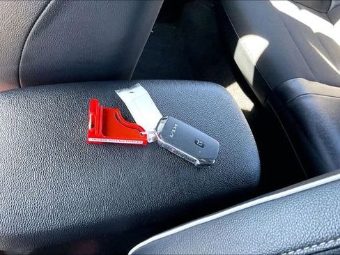 Used 2023 Kia Forte GT-Line w/ GT-Line Technology Package image 11