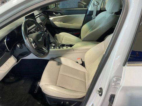 Used 2020 Genesis G70 2.0T image 13
