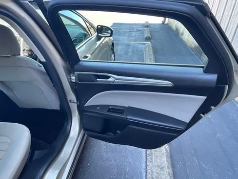 Used 2018 Ford Fusion S FWD image 47