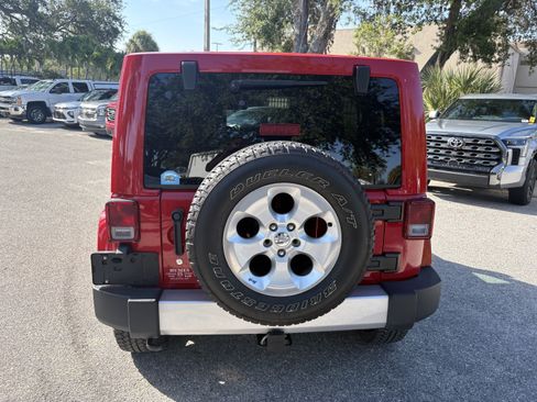 Used 2014 Jeep Wrangler Unlimited Sahara w/ Trailer Tow Group AWD/4WD image 6