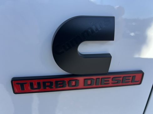 Used 2024 RAM 2500 Tradesman w/ Bed Utility Group image 8