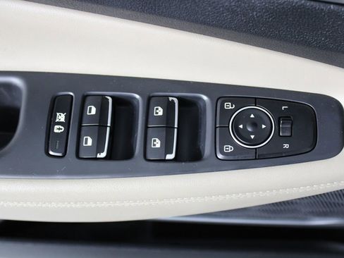 Used 2019 Hyundai Santa Fe FWD image 23