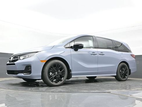 Used 2025 Honda Odyssey Sport-L image 21