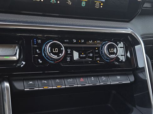 Used 2023 GMC Sierra 1500 Denali w/ Technology Package image 22