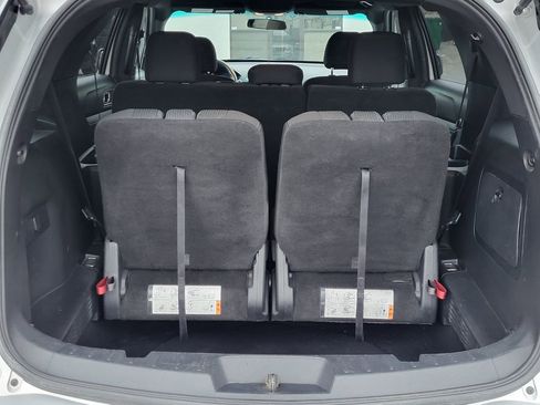 Used 2016 Ford Explorer XLT image 27