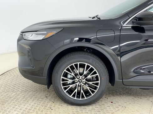 New 2026 Ford Escape SE image 18
