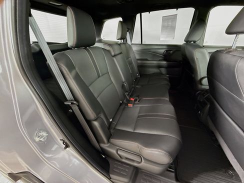 Certified 2022 Honda Passport TrailSport image 35