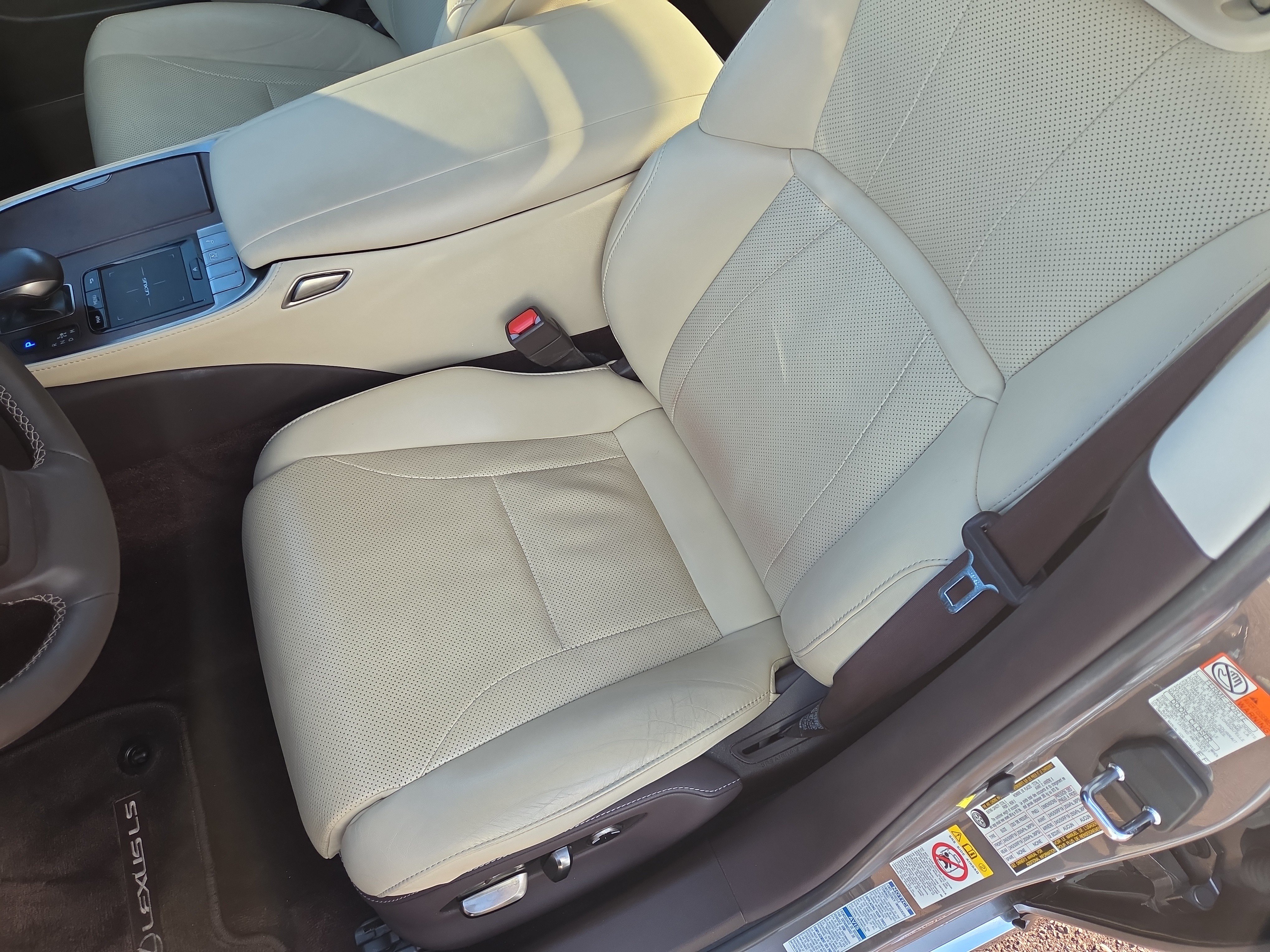 Used 2018 Lexus LS 500 AWD image 13