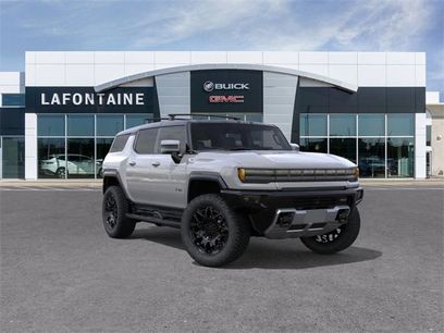 New 2025 GMC Hummer EV 2X w/ LPO, Roof Cross Rail Package