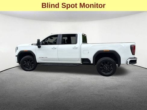 Used 2024 GMC Sierra 2500 AT4 w/ Technology Package AWD/4WD image 6