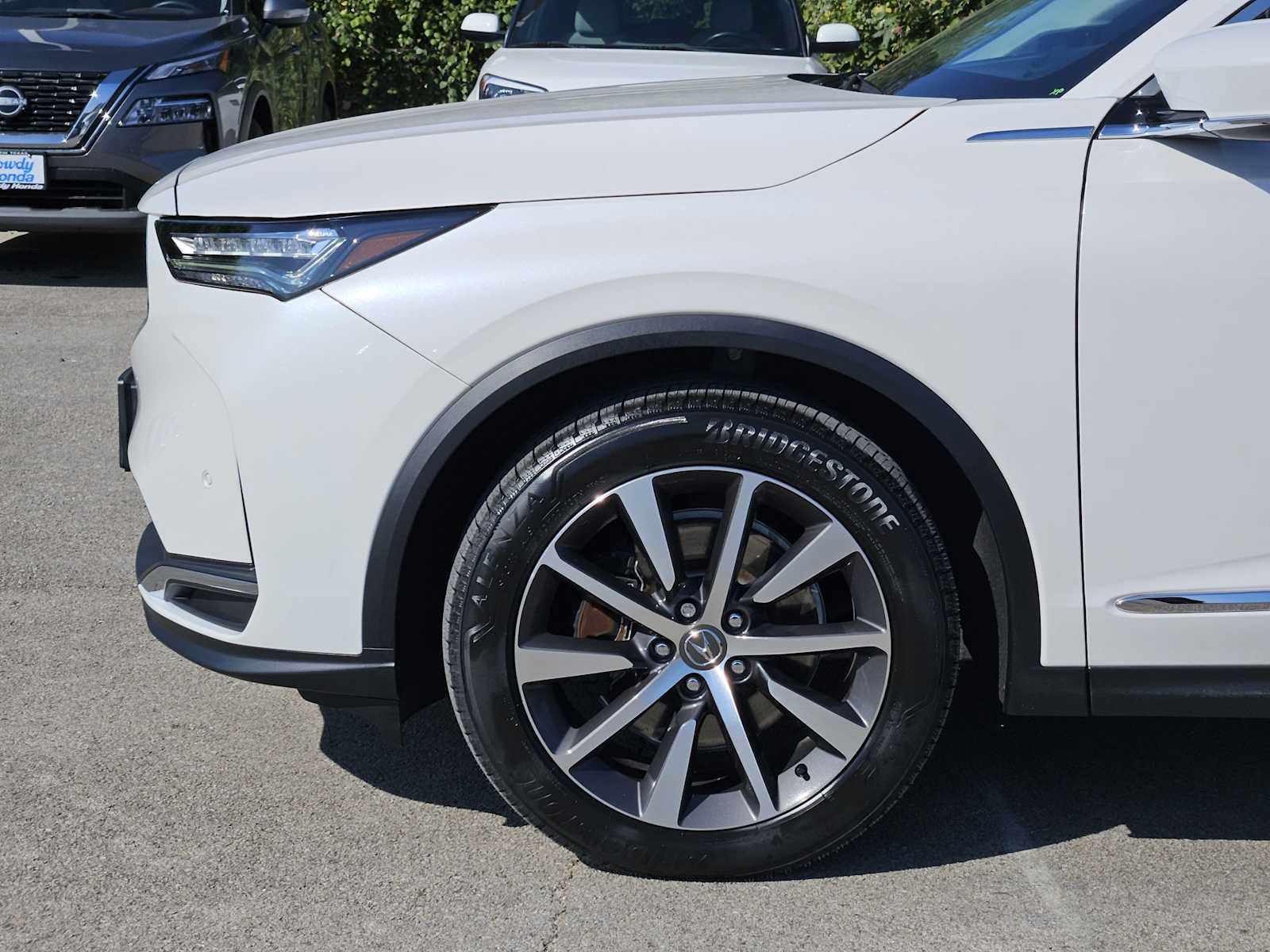 Used 2025 Acura MDX w/ Technology Package FWD image 8