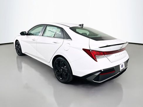 New 2026 Hyundai Elantra SEL Sport image 7