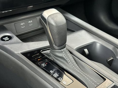 Used 2026 Nissan Sentra SV w/ Floor Mat Package FWD image 19