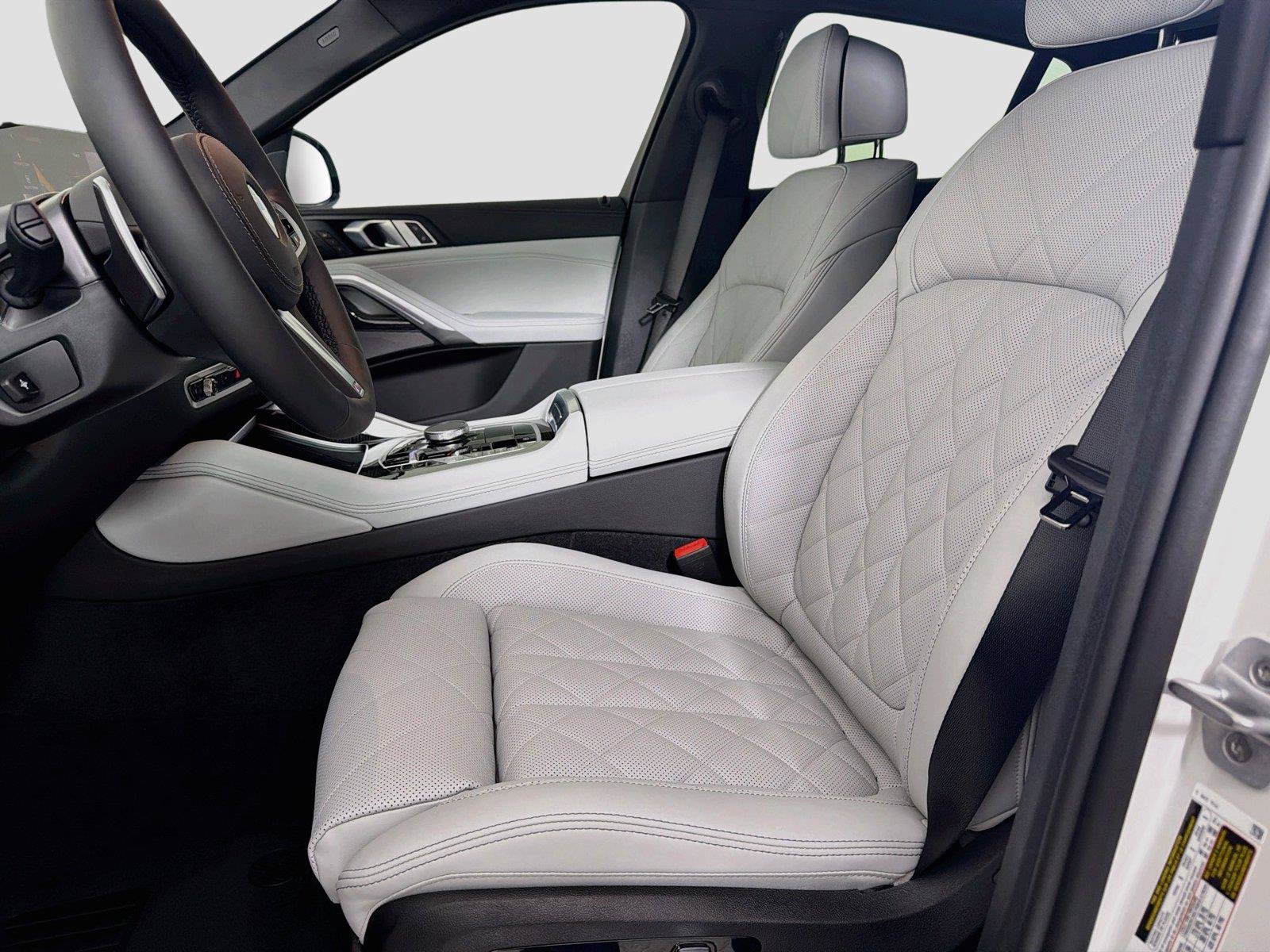 New 2027 BMW X6 xDrive40i AWD/4WD image 22