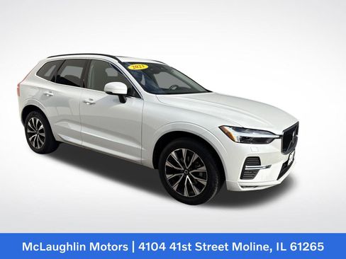 Used 2023 Volvo XC60 B5 Core image 7