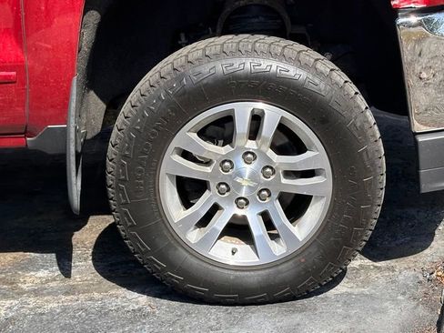 Used 2018 Chevrolet Silverado 1500 LT w/ All Star Edition AWD/4WD image 4