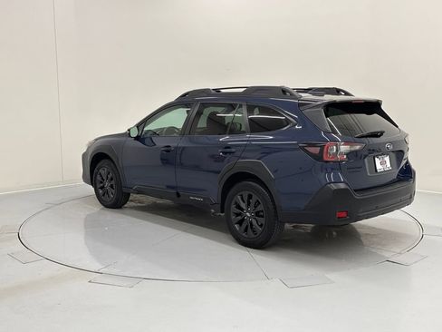 Used 2023 Subaru Outback Onyx Edition image 4
