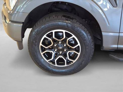Used 2022 Ford F150 XLT w/ Equipment Group 302A High AWD/4WD image 25