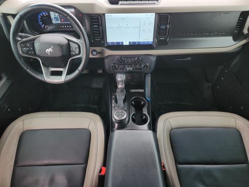 Used 2022 Ford Bronco Wildtrak AWD/4WD image 25