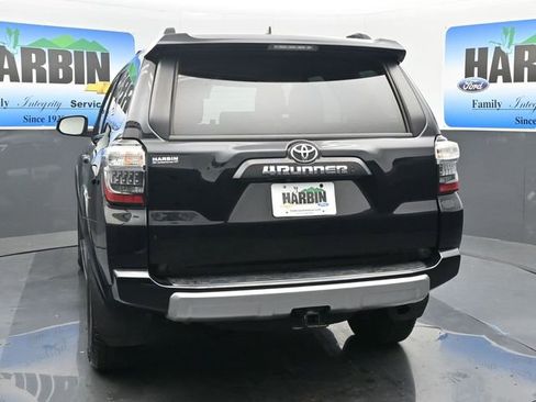 Used 2024 Toyota 4Runner TRD Off-Road Premium image 4