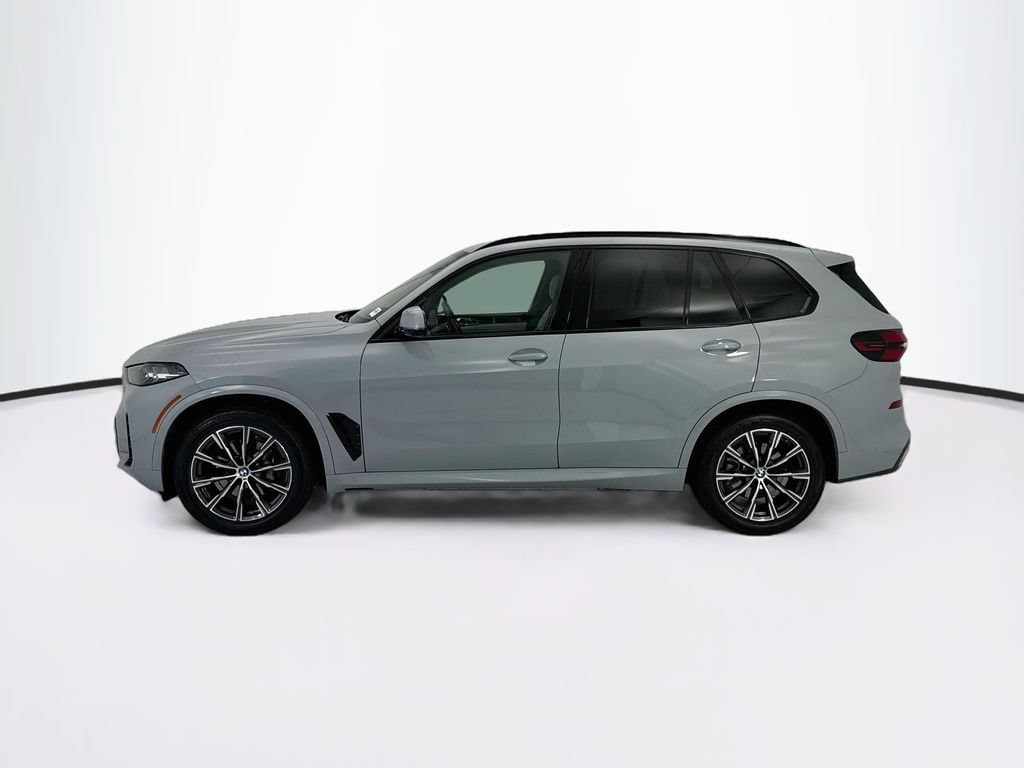 Used 2024 BMW X5 sDrive40i w/ M Sport Package RWD image 8