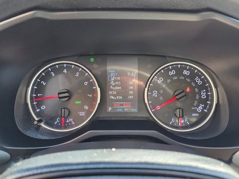 Used 2019 Toyota RAV4 XLE FWD image 30