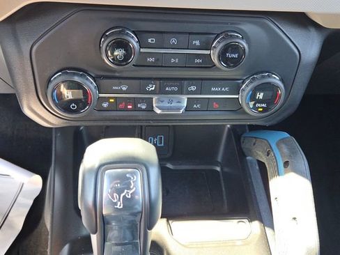 Certified 2021 Ford Bronco Wildtrak image 20