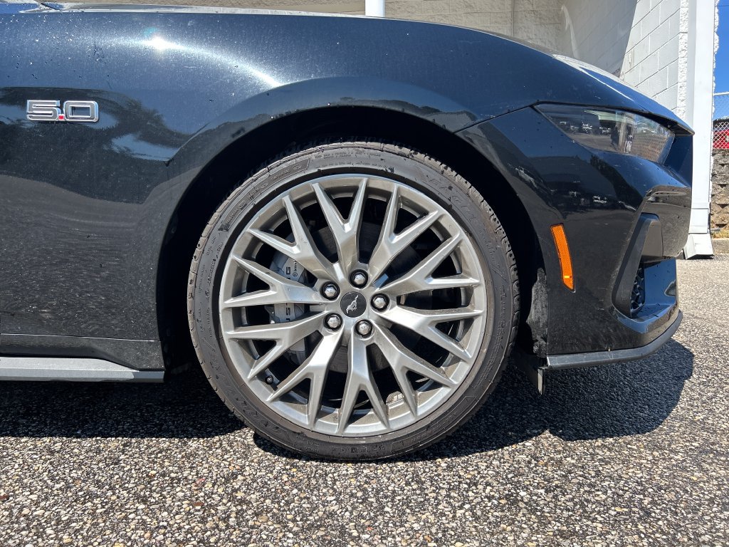Used 2026 Ford Mustang GT Premium RWD image 7