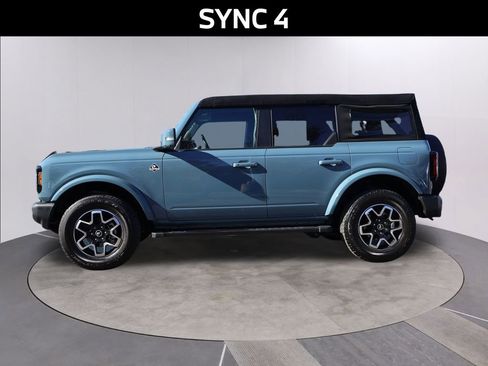 Used 2023 Ford Bronco Outer Banks image 5