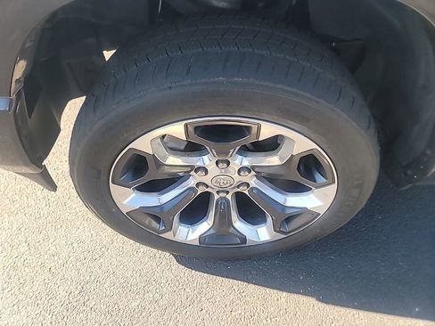 Used 2019 RAM 1500 Limited w/ Advanced Safety Group AWD/4WD image 2