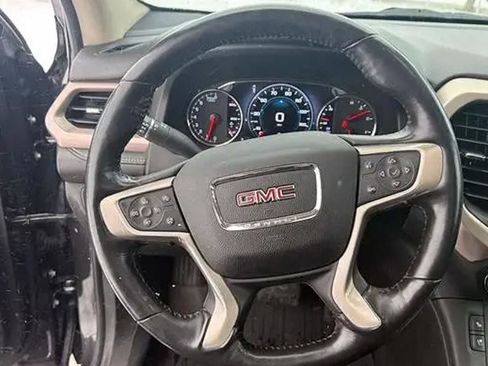 Used 2018 GMC Acadia Denali w/ Technology Package image 4