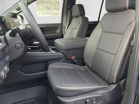 New 2026 Chevrolet Tahoe Premier w/ Sun And Tow Package AWD/4WD image 24