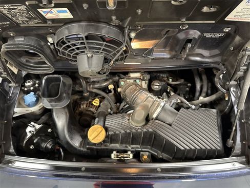 Used 2002 Porsche 911 Carrera 4 image 23