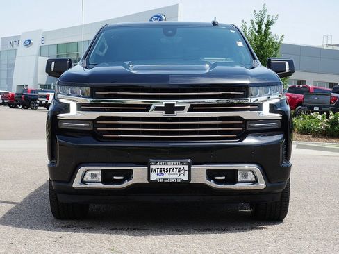 Used 2022 Chevrolet Silverado 1500 High Country w/ Technology Package AWD/4WD image 8