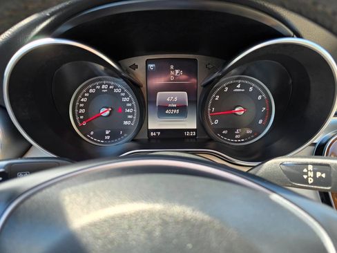 Used 2015 Mercedes-Benz C 300 4MATIC Sedan image 14
