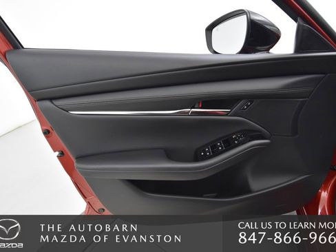 Certified 2025 MAZDA MAZDA3 s w/ Appearance Package image 29