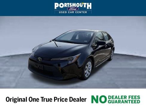 Used 2024 Toyota Corolla LE image 13