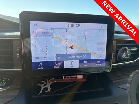 Used 2020 Ford Explorer Limited w/ Class III Trailer Tow Package image 11