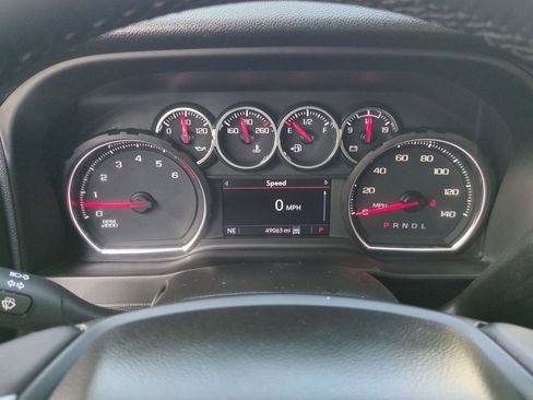 Used 2022 Chevrolet Silverado 1500 LT Trail Boss w/ Safety Package AWD/4WD image 11