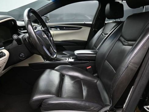 Used 2013 Cadillac XTS Platinum FWD image 11
