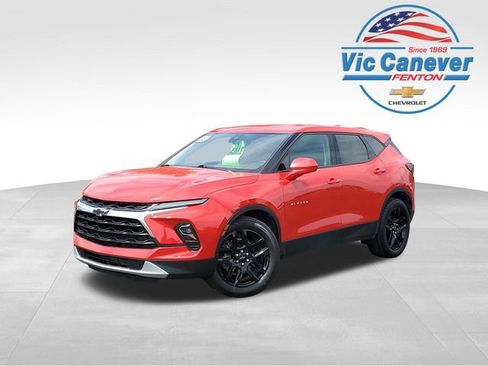 Certified 2023 Chevrolet Blazer LT AWD/4WD image 1