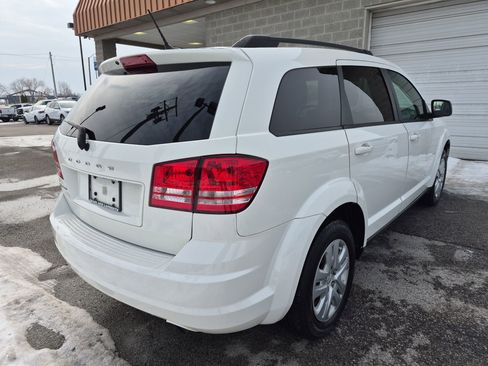 Used 2018 Dodge Journey SE w/ Connectivity Group image 3