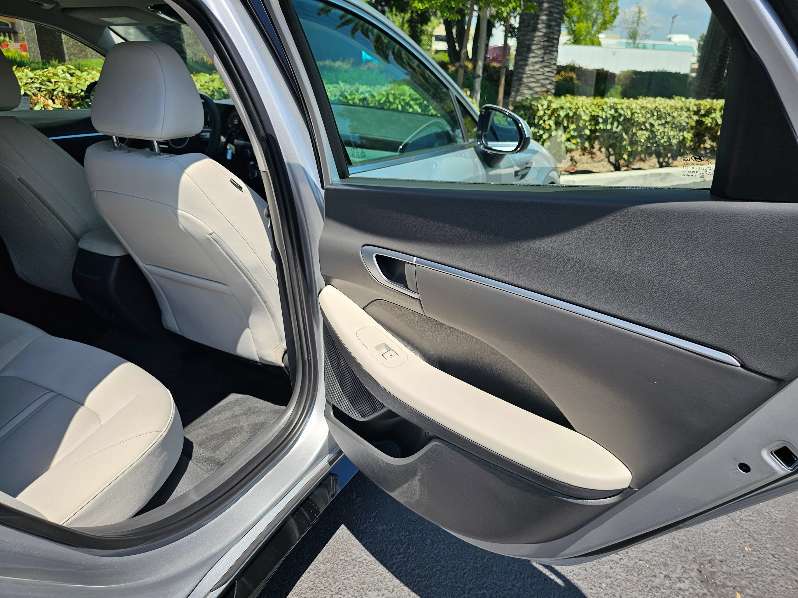 Used 2025 Hyundai Sonata SEL FWD image 24